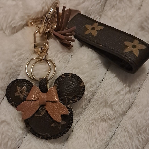 Accessories - Brown Floral Keychain with Bow